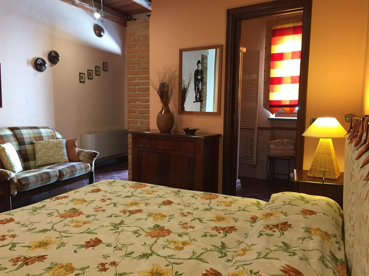 Bed and Breakfast Cascina Baresane Alba  Exteriér fotografie