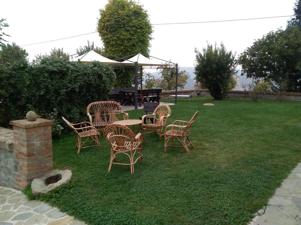 Bed and Breakfast Cascina Baresane Alba  Exteriér fotografie