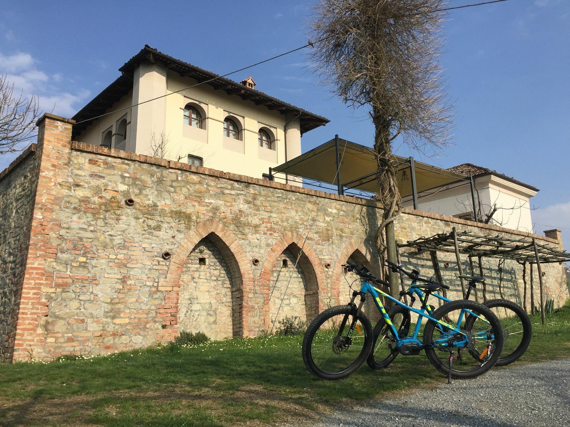 Bed and Breakfast Cascina Baresane Alba  Exteriér fotografie
